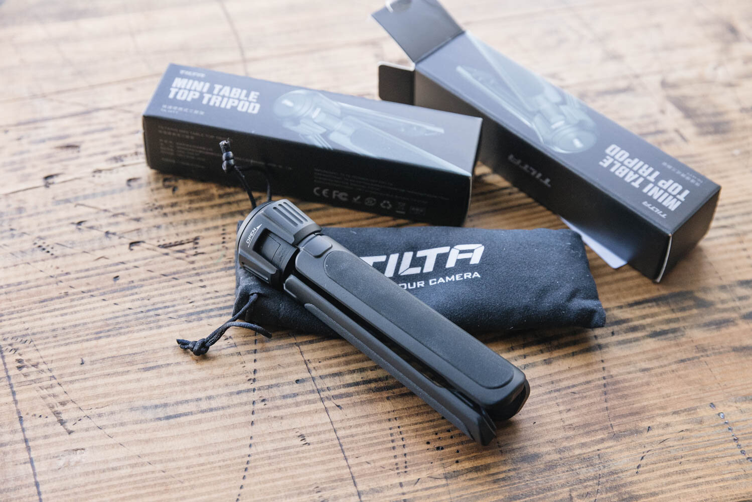 TILTAのミニ三脚「TA-MTT」が不良品だった話と、めちゃくちゃ良かった話